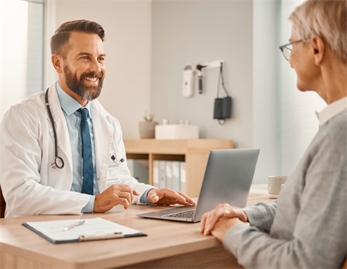 Firefly _Fotografia Hiper -realista De Uma Consulta De Medicina Geral E Familiar Num Consulto ́ri 160859
